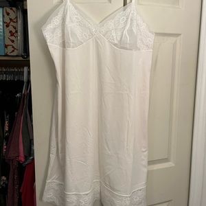 Vintage Vanity Fair White Slip